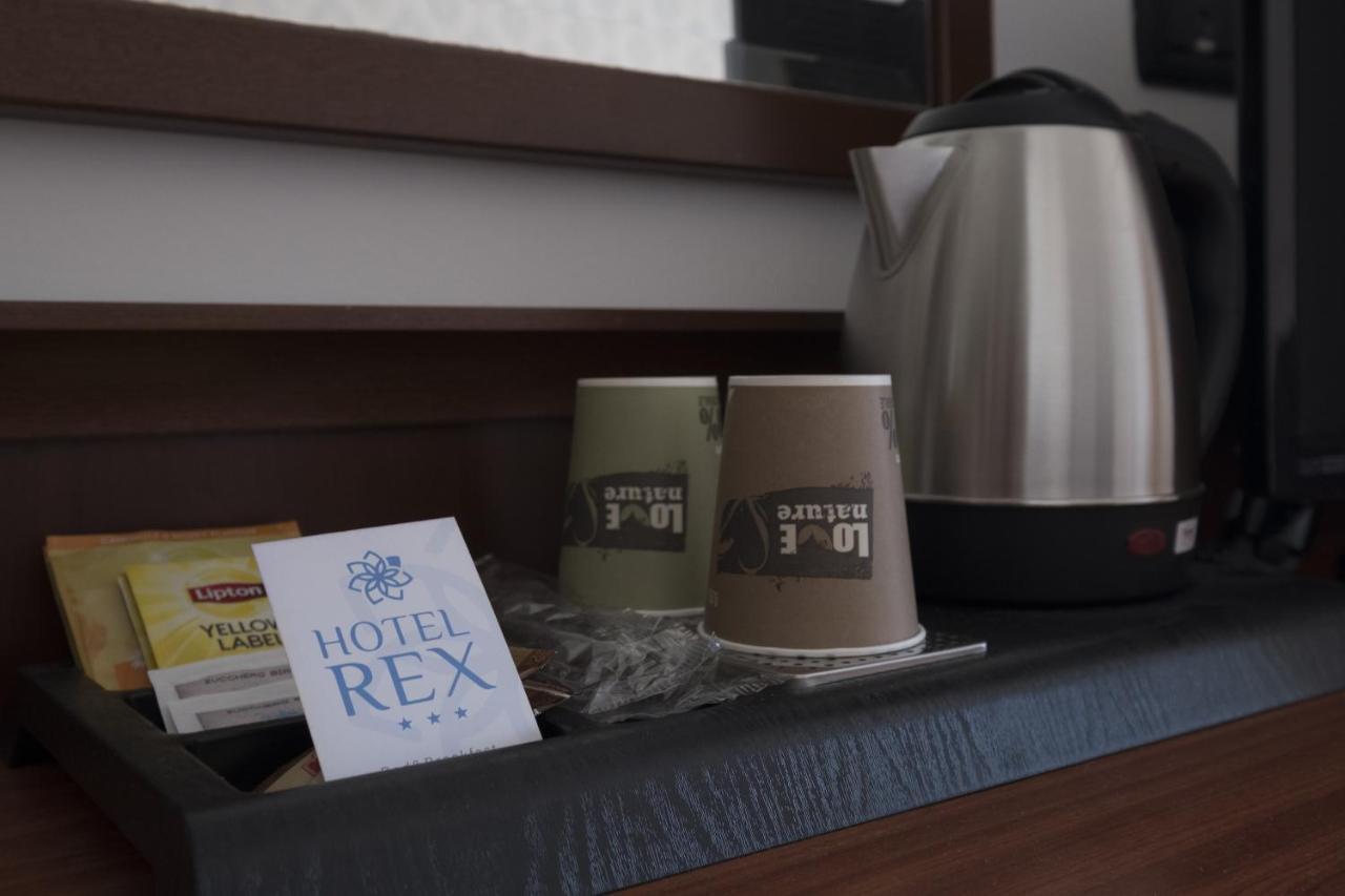 Hotel Rex リミニ エクステリア 写真