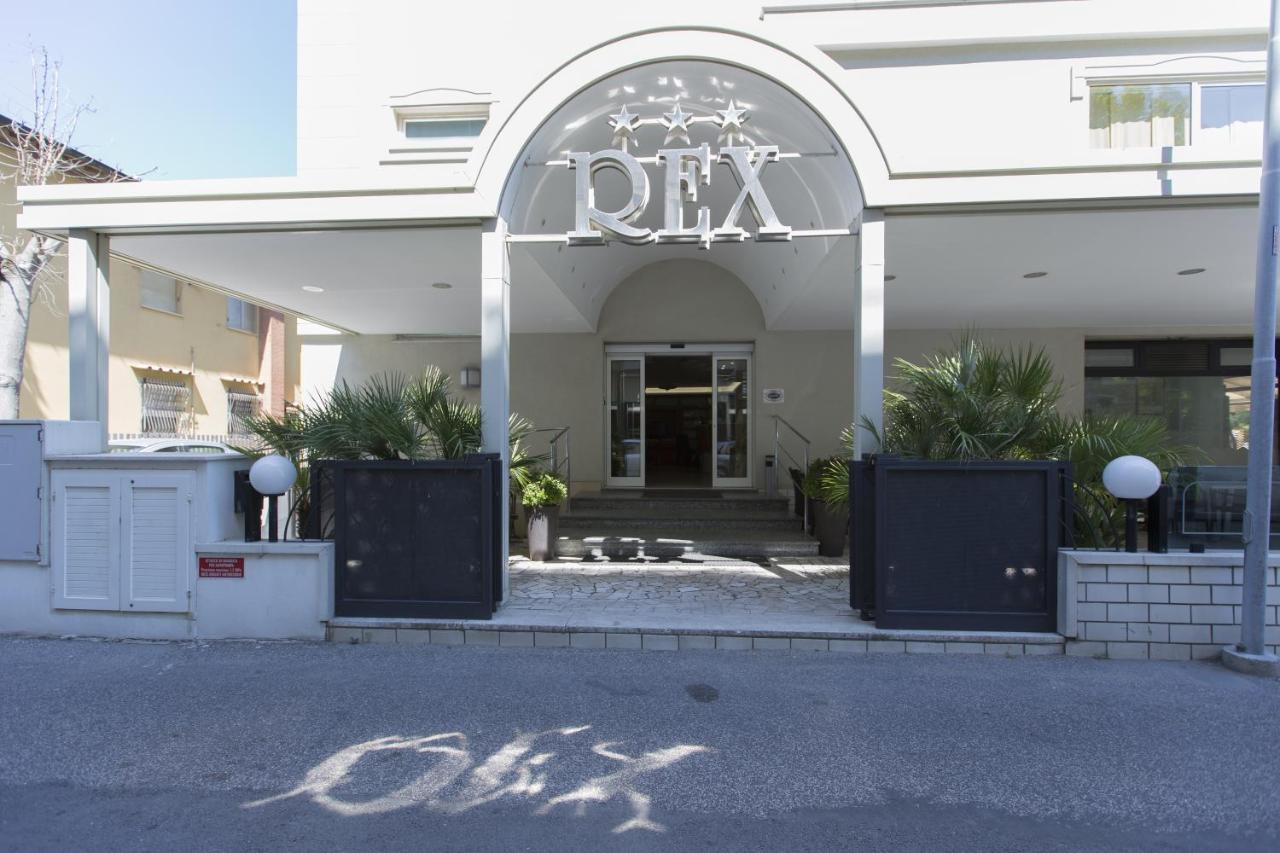 Hotel Rex リミニ エクステリア 写真